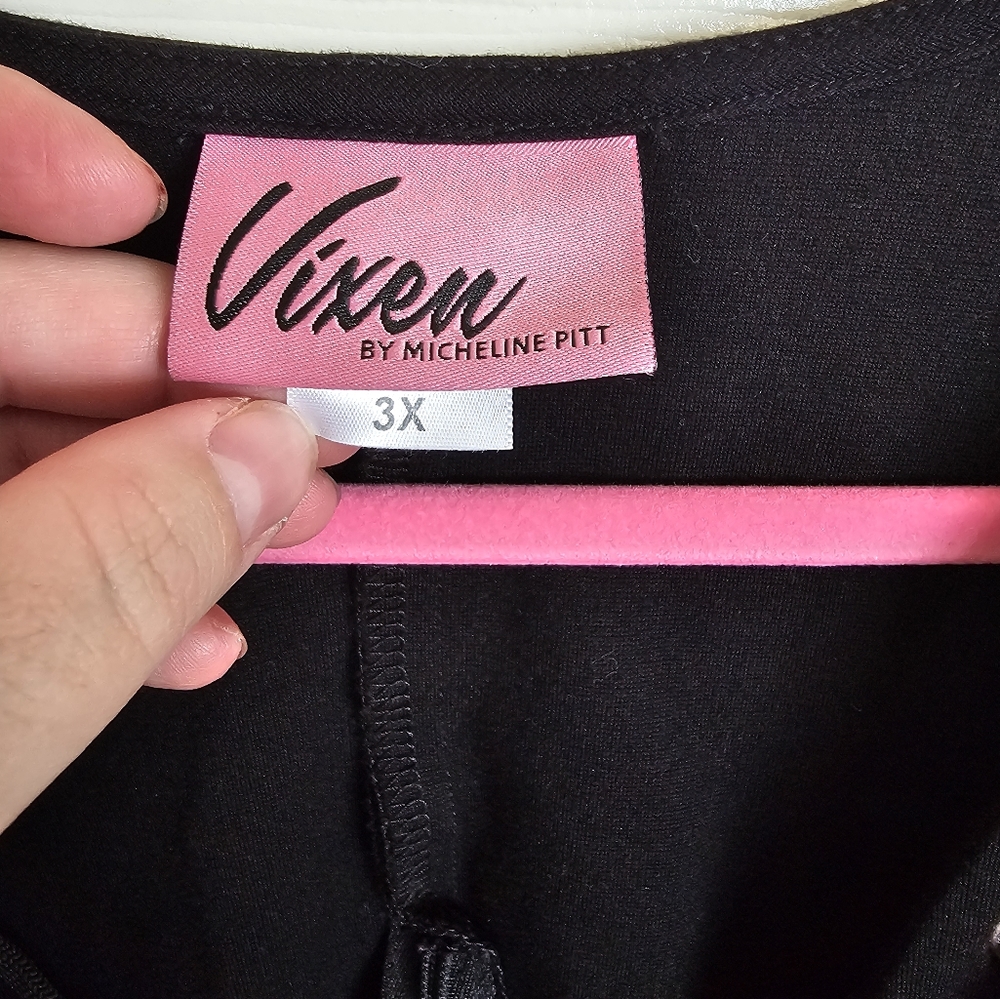 Vixen Miss Kitty Lace up top - Picture 2 of 6